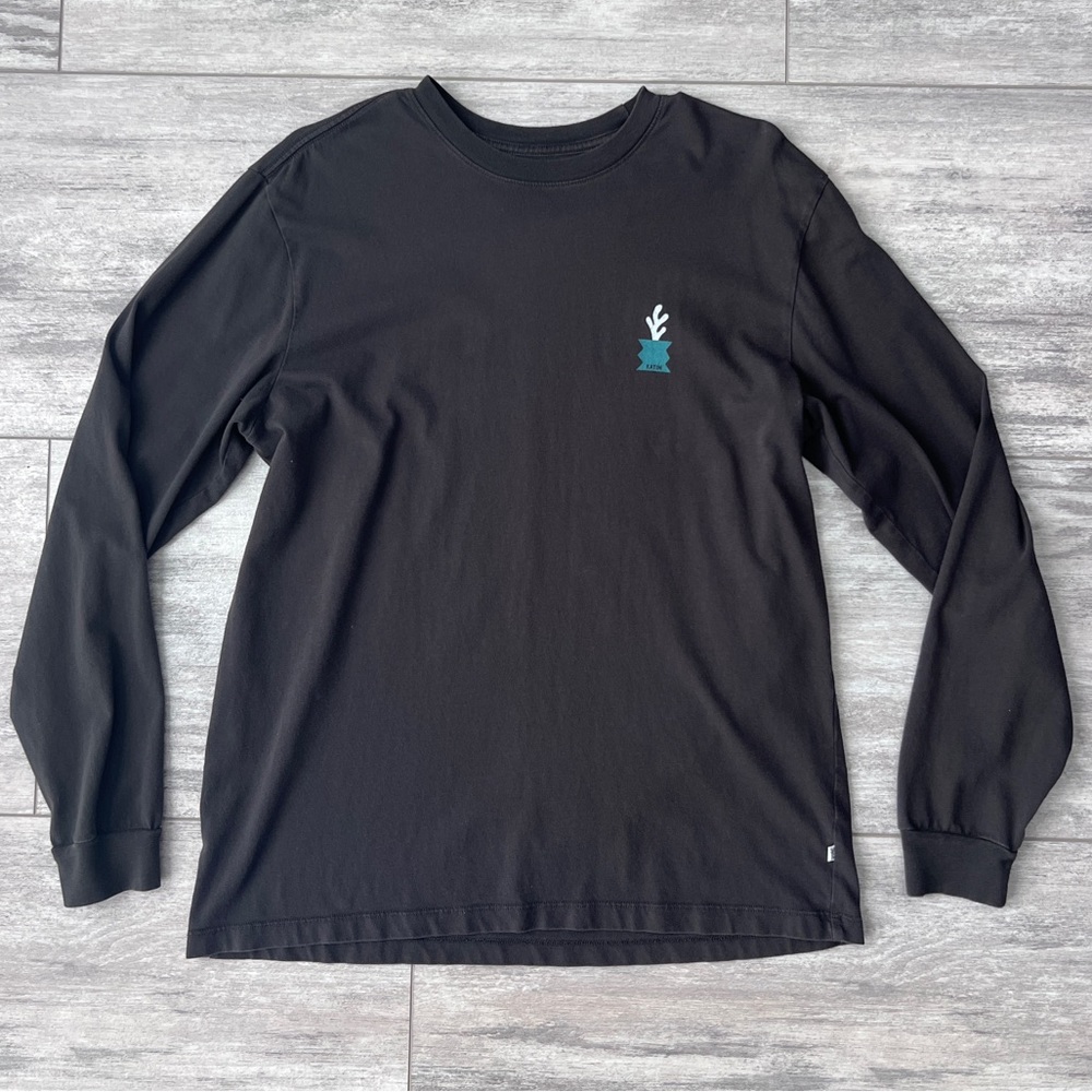 Katin Long Sleeve Graphic Tee Size M